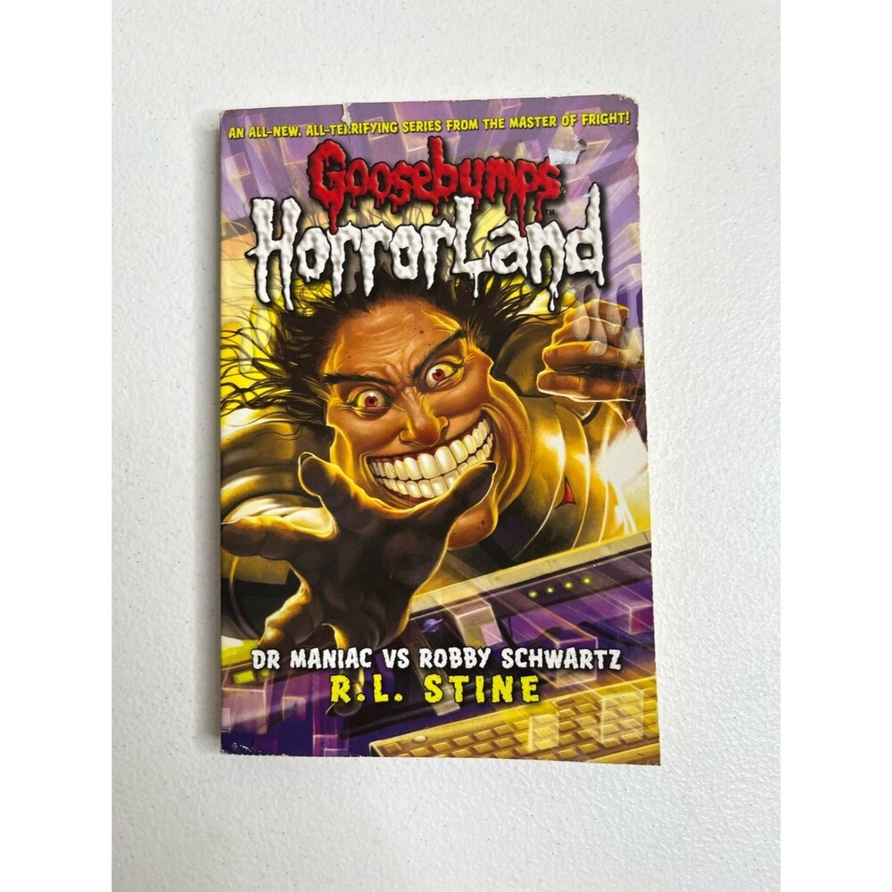 Goosebumps Dr Maniac Vs Robby Schwartz #5 Horrorland Series First Edition 2008